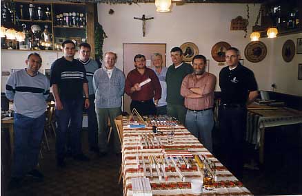 2.jpg (21717 Byte)